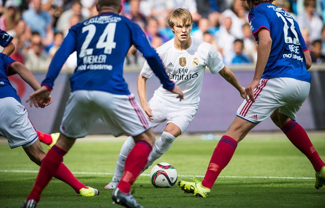 共同推动中 共同推动中