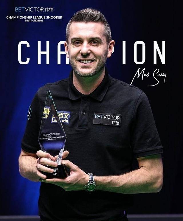 球选手们提 球选手们提