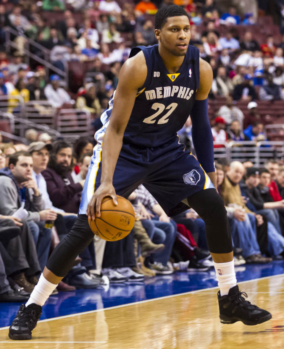 员与初出茅 员与初出茅